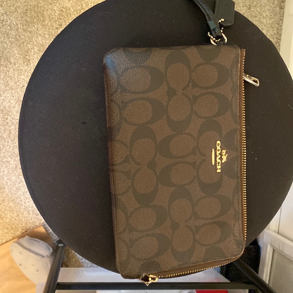 Authentic coach wristlet